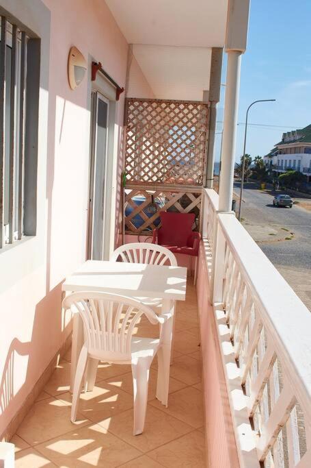 Santana - T2 Confortavel A 300 M Da Praia De Santa Maria Apartment Ngoại thất bức ảnh